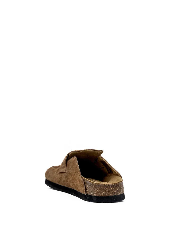 Chinelo Cubanas camel camurça com berloques
